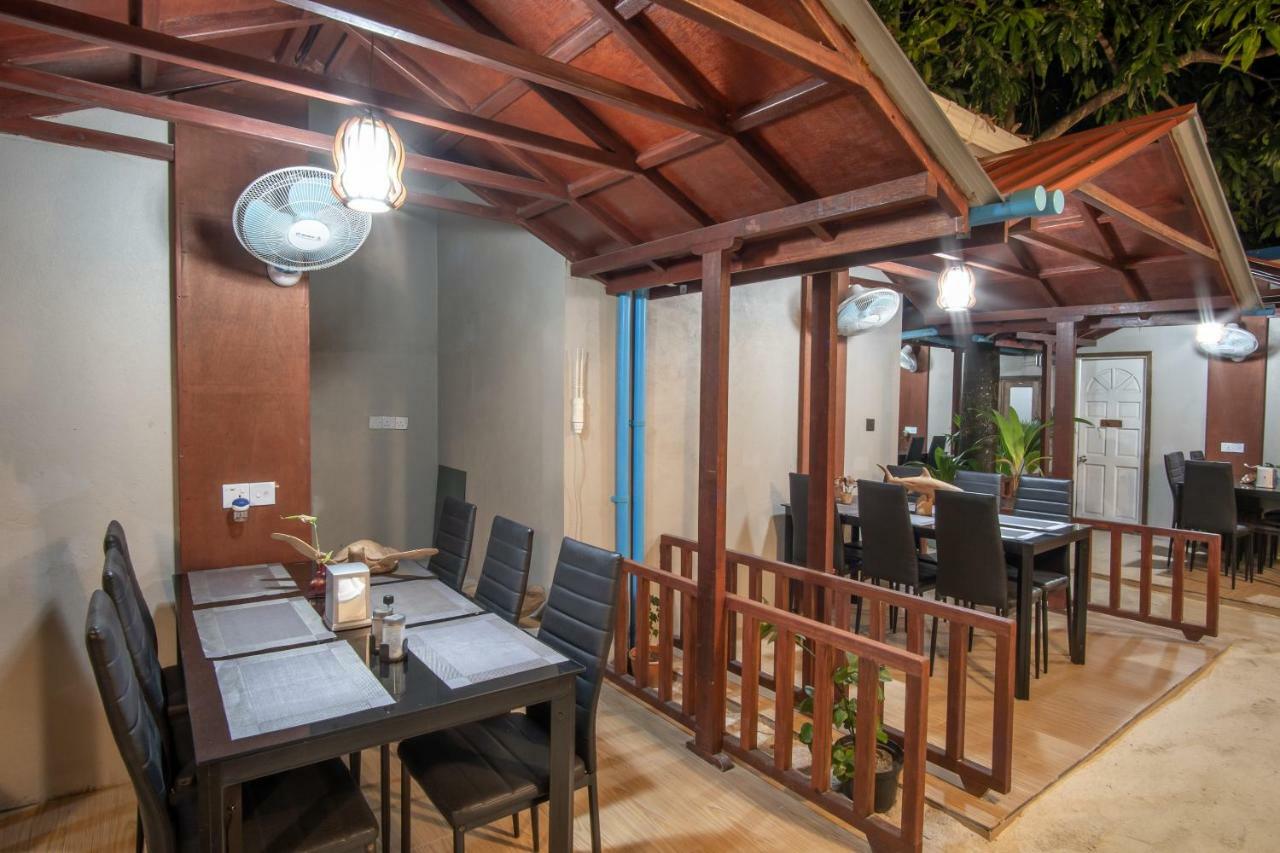 Starry Night At Ukulhas Hotel Ngoại thất bức ảnh