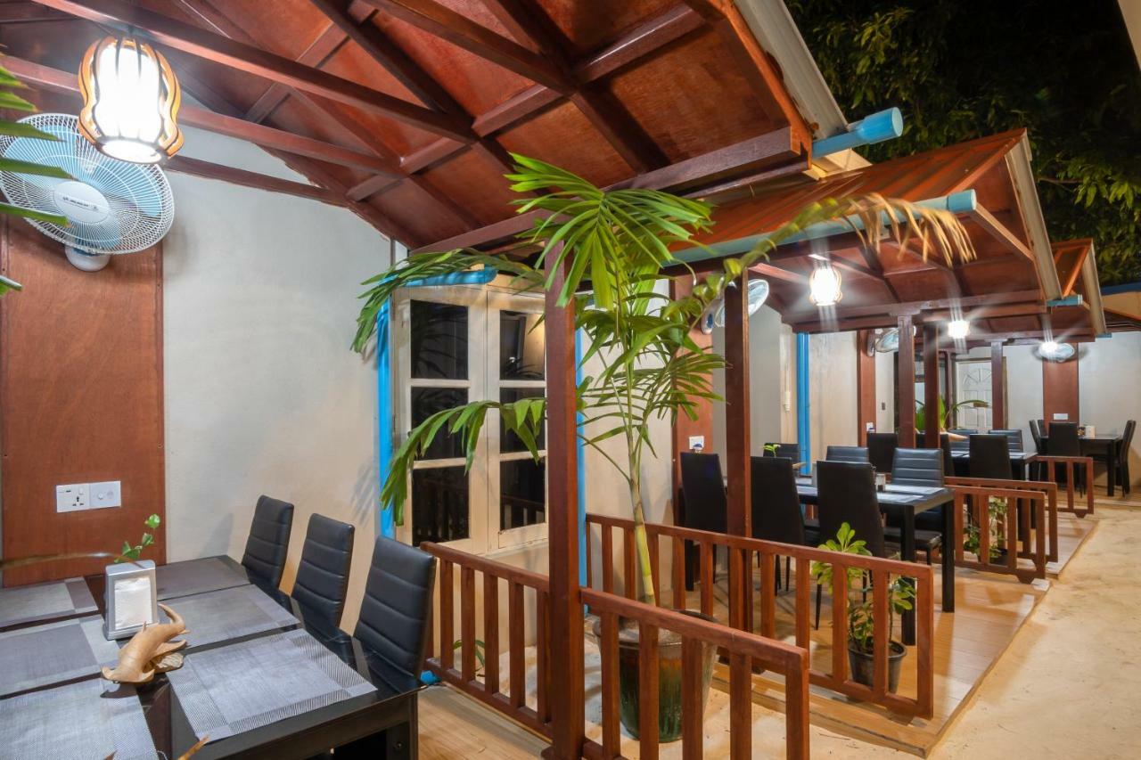 Starry Night At Ukulhas Hotel Ngoại thất bức ảnh